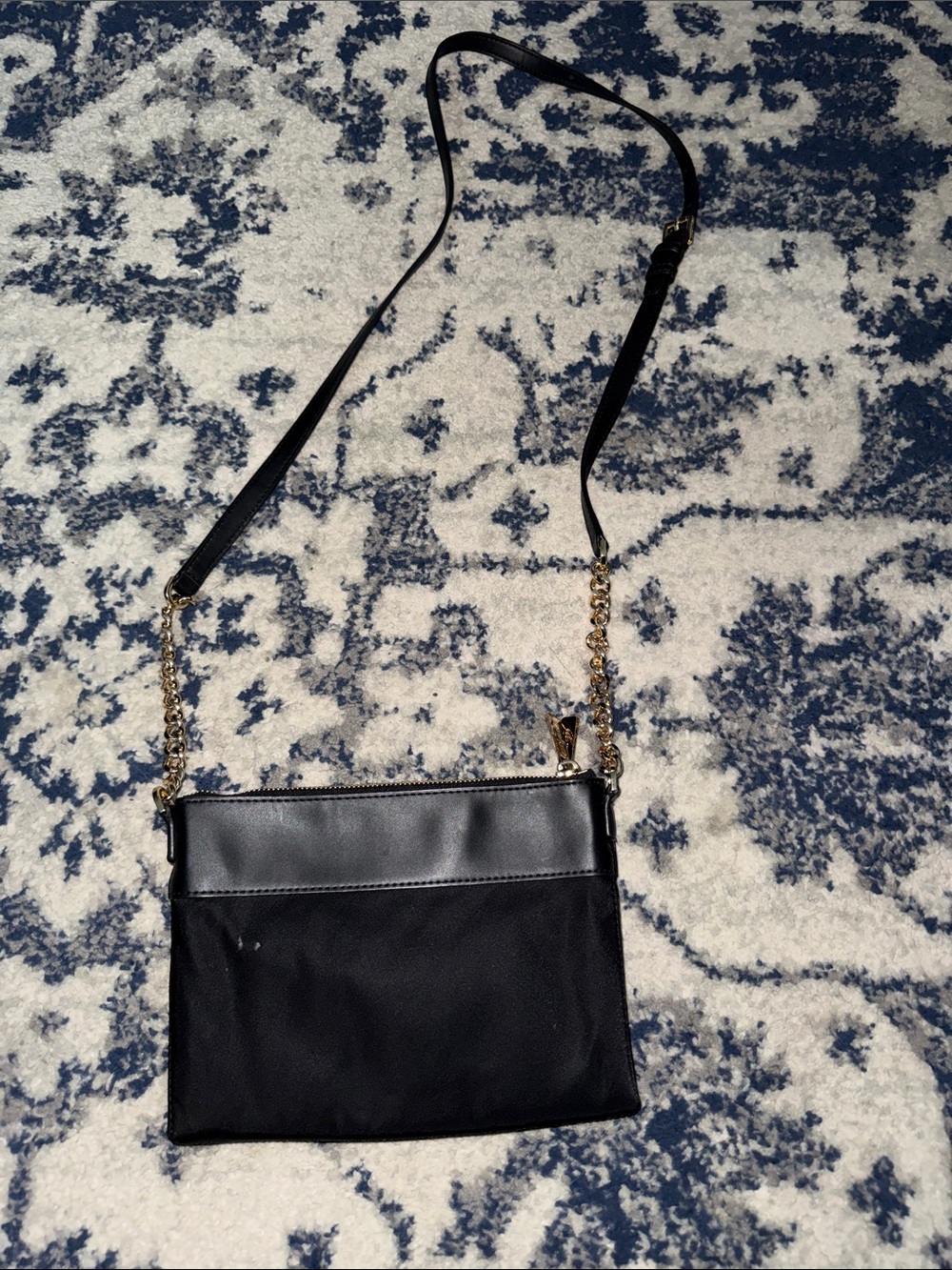 Michael Kors Black Crossbody - Picture 2 of 4
